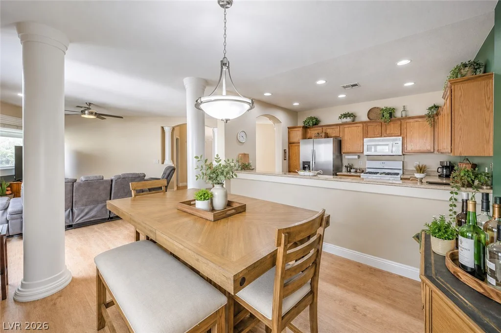 805 Dana Hills, Las Vegas, NV 89134