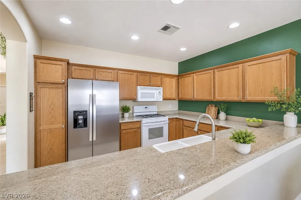 805 Dana Hills, Las Vegas, NV 89134