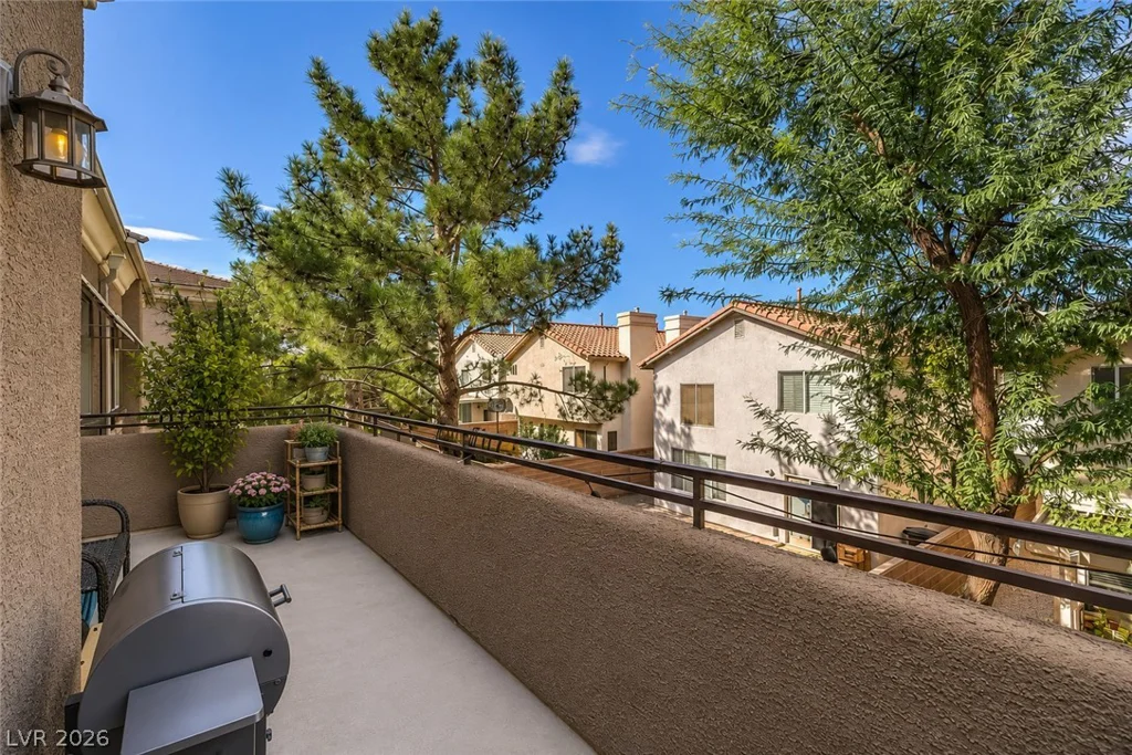 805 Dana Hills, Las Vegas, NV 89134