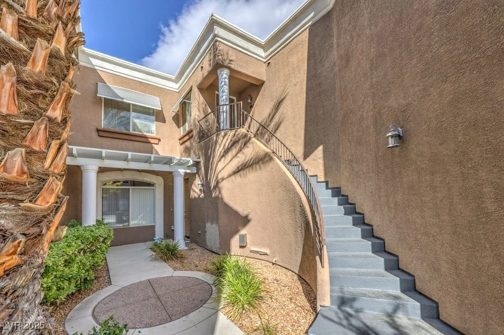 805 Dana Hills, Las Vegas, NV 89134
