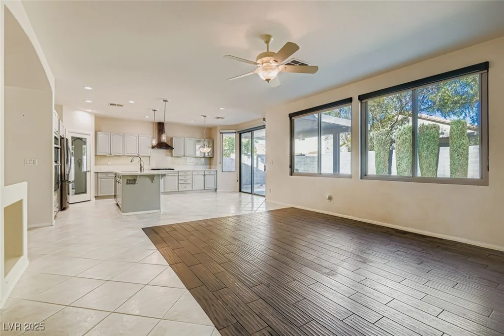 9202 Branford Hills, Las Vegas, NV 89123