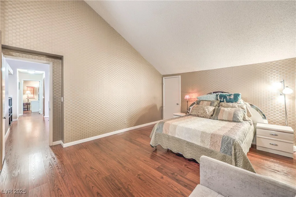 1209 Shifting Sands, Las Vegas, NV 89108