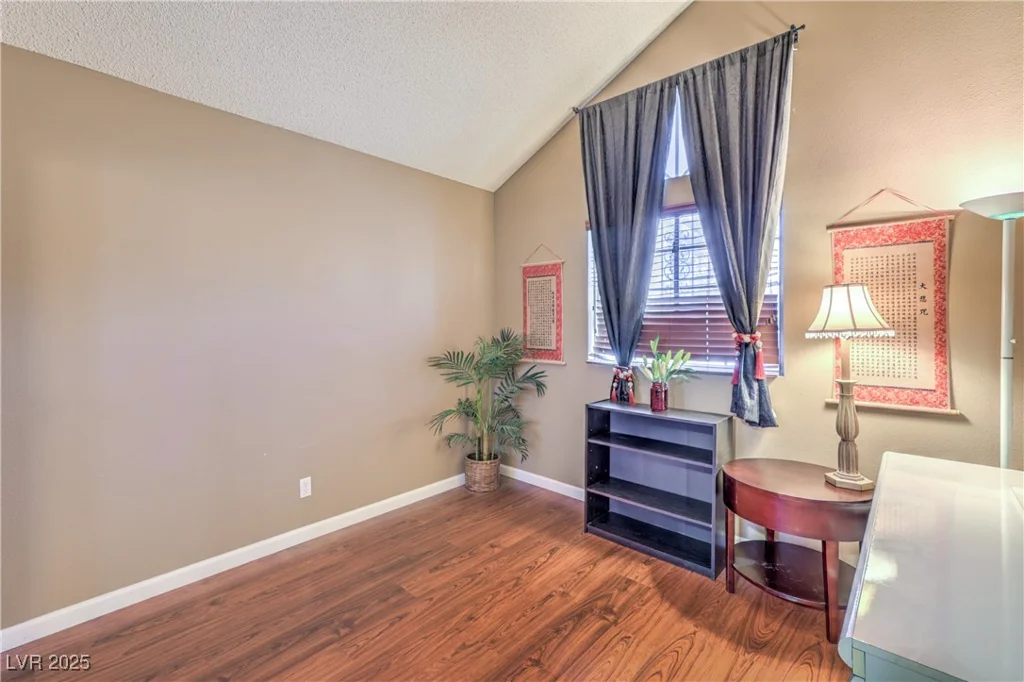 1209 Shifting Sands, Las Vegas, NV 89108