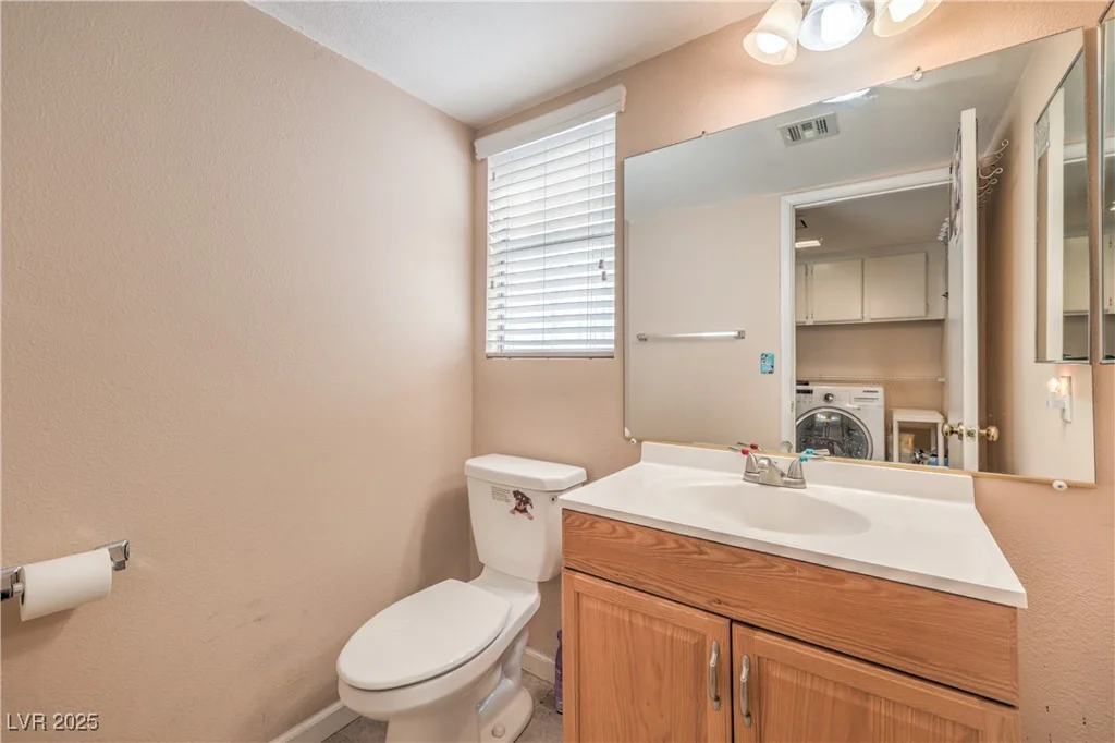 1209 Shifting Sands, Las Vegas, NV 89108