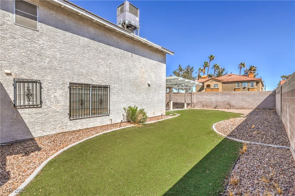 1209 Shifting Sands, Las Vegas, NV 89108