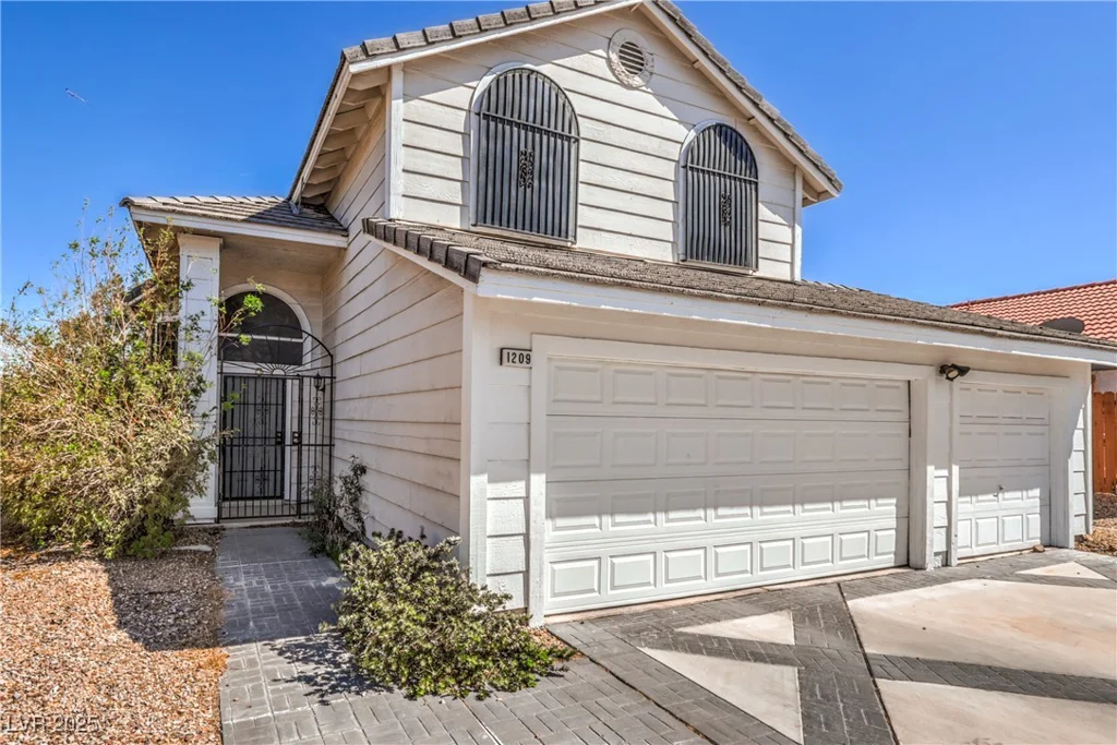 1209 Shifting Sands, Las Vegas, NV 89108