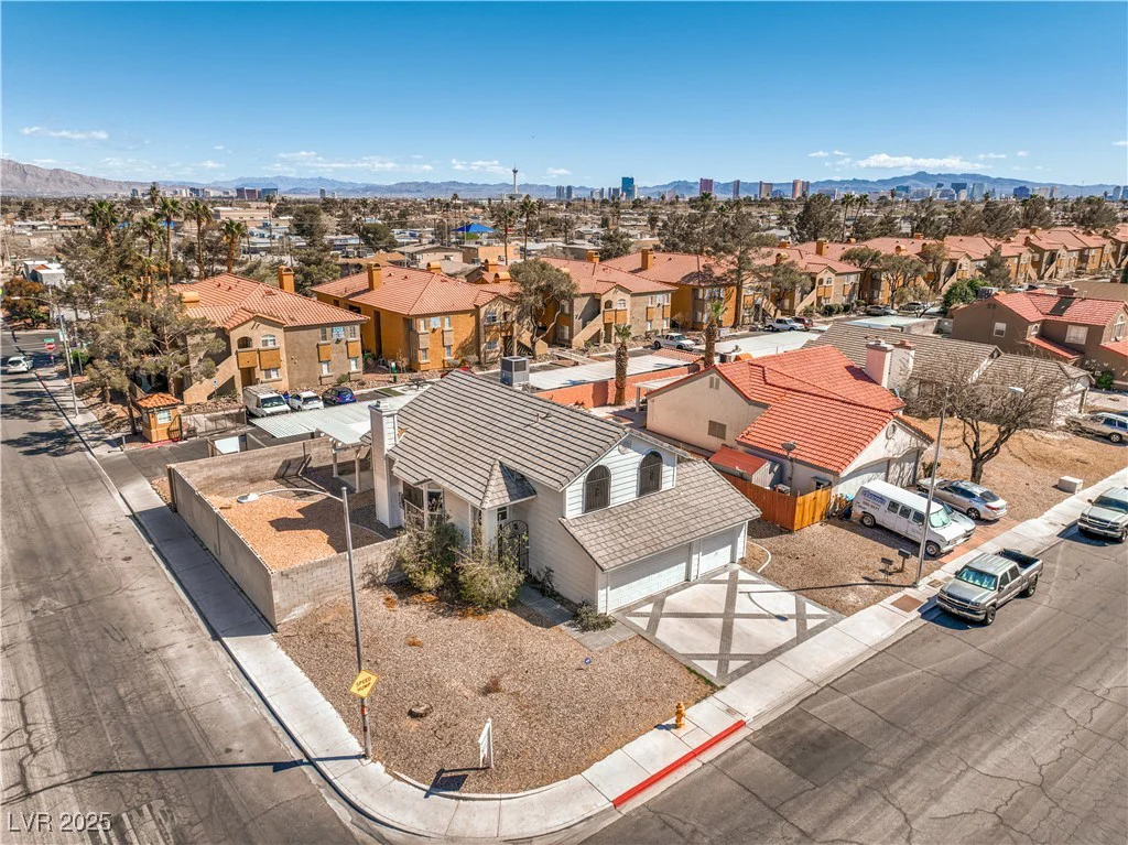 1209 Shifting Sands, Las Vegas, NV 89108
