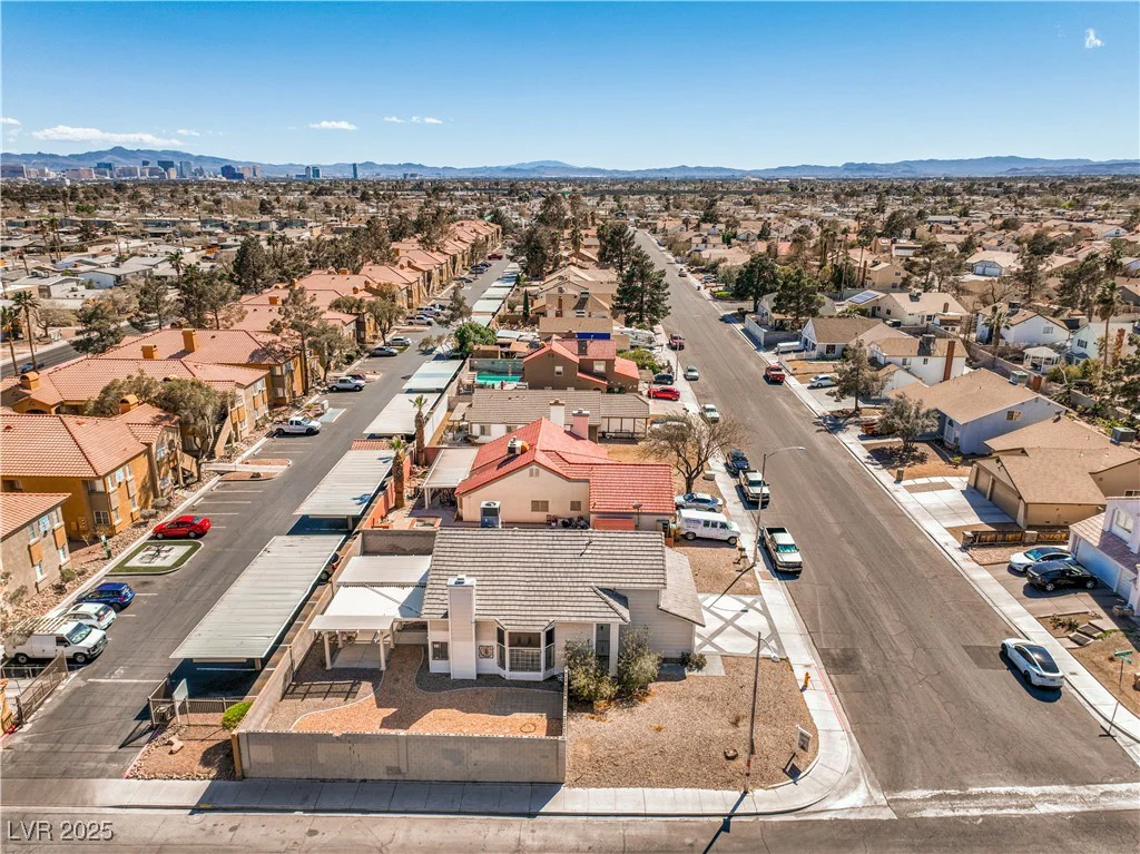 1209 Shifting Sands, Las Vegas, NV 89108