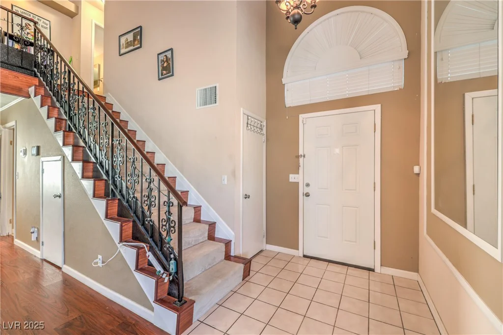 1209 Shifting Sands, Las Vegas, NV 89108