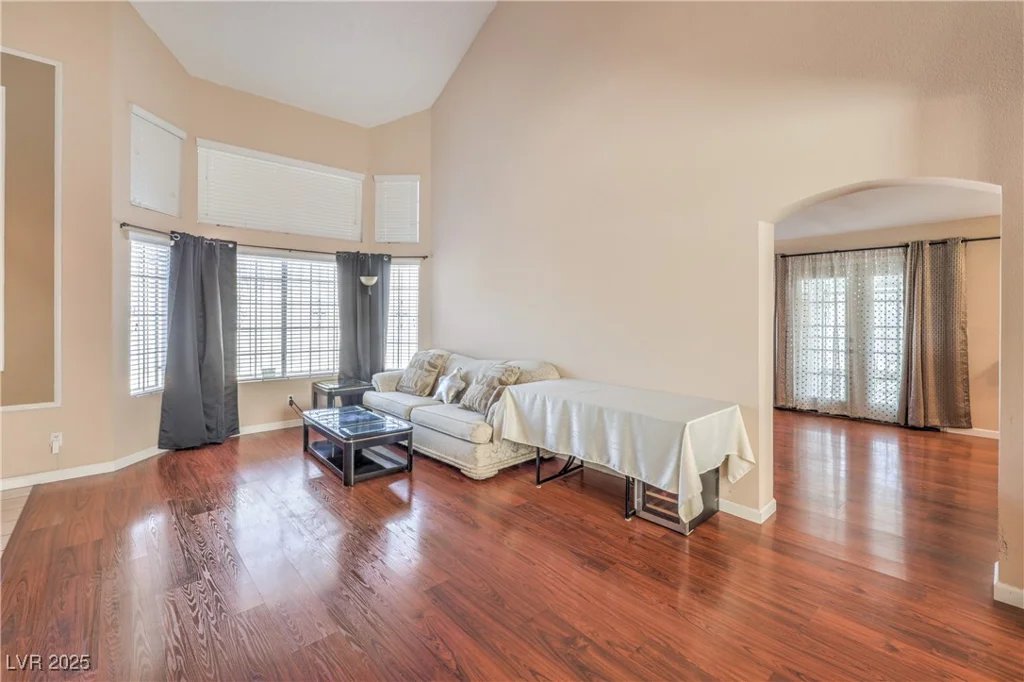 1209 Shifting Sands, Las Vegas, NV 89108