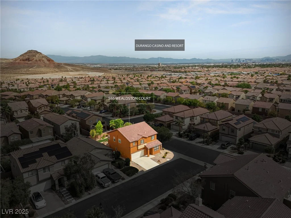 586 Wealdston, Las Vegas, NV 89178