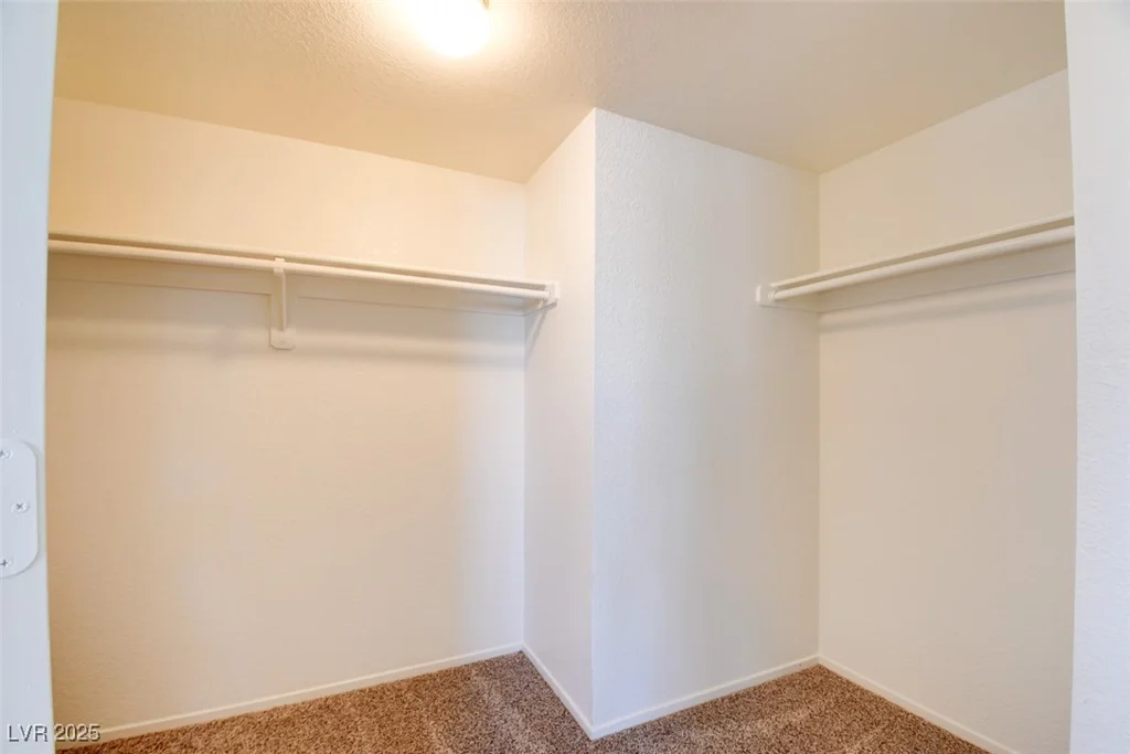 2209 Farmouth, North Las Vegas, NV 89032