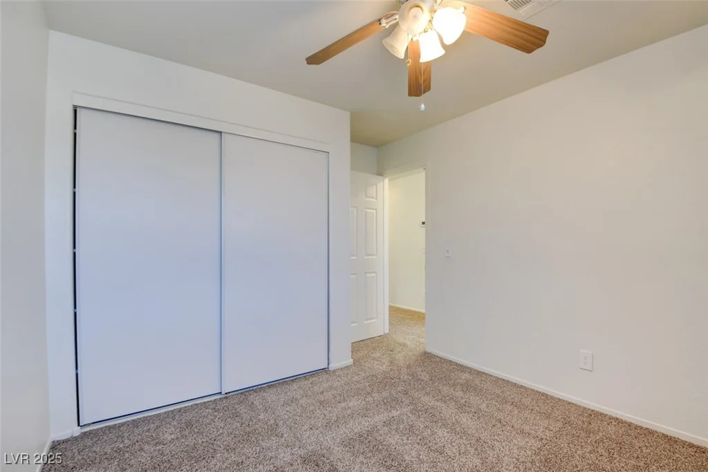 2209 Farmouth, North Las Vegas, NV 89032