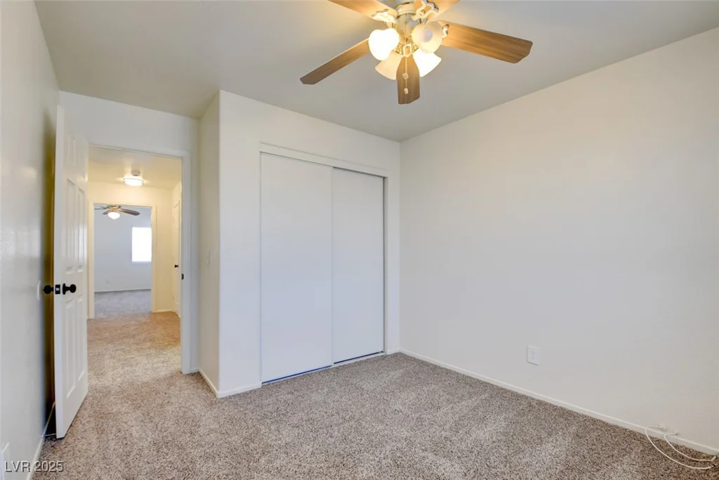 2209 Farmouth, North Las Vegas, NV 89032