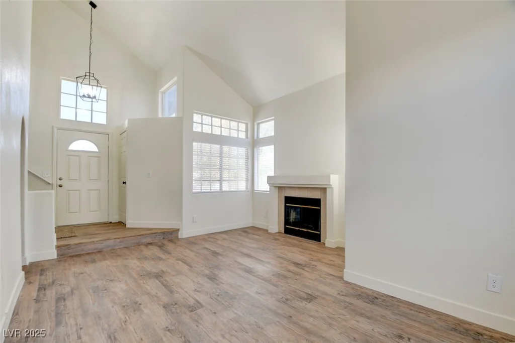 2209 Farmouth, North Las Vegas, NV 89032