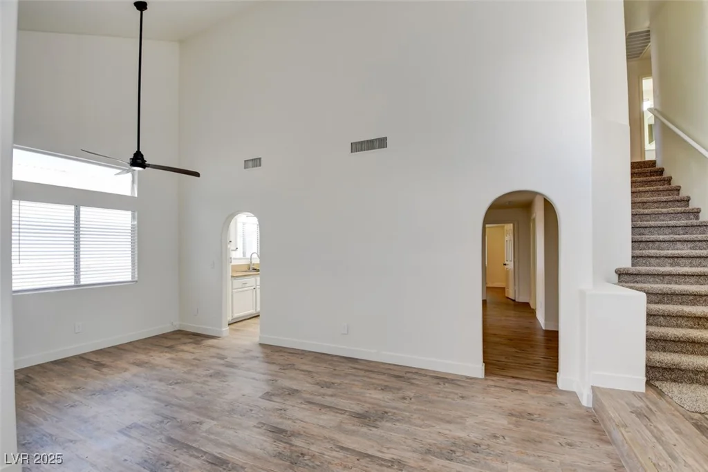 2209 Farmouth, North Las Vegas, NV 89032