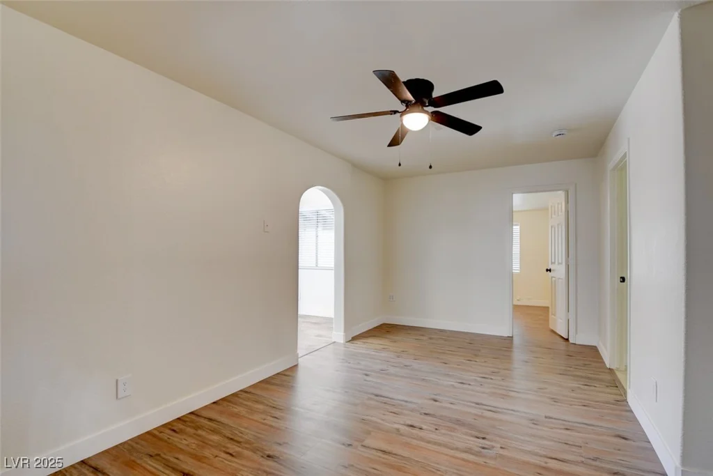 2209 Farmouth, North Las Vegas, NV 89032