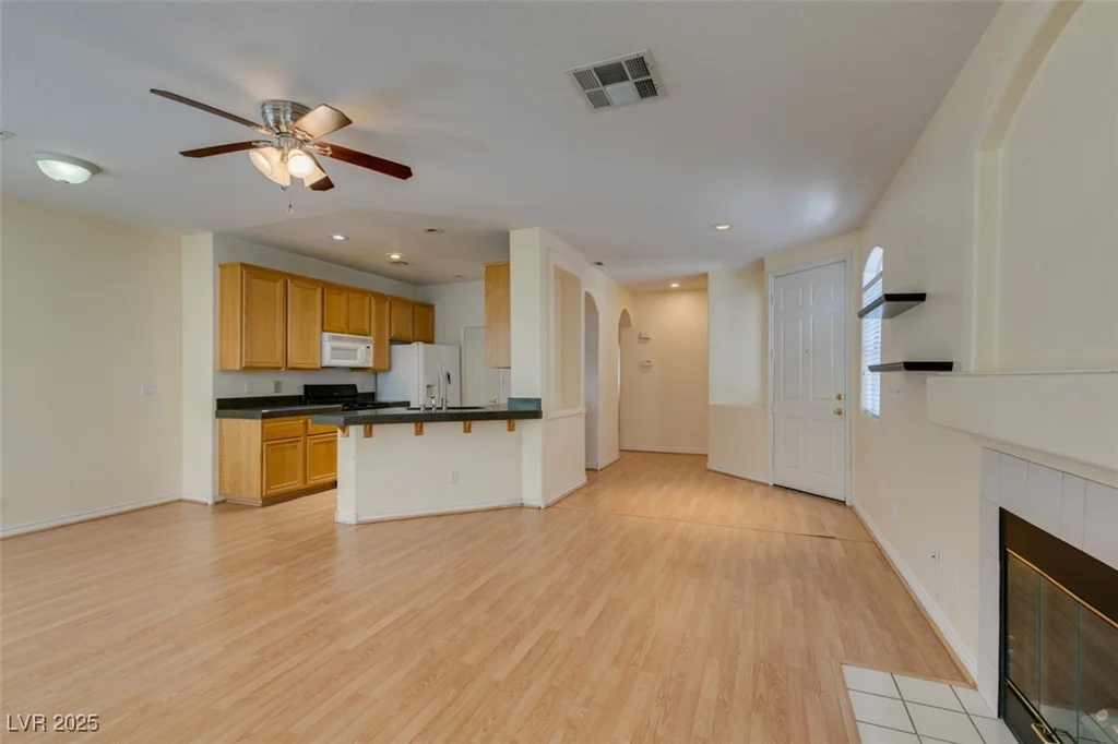1004 Collingtree, Las Vegas, NV 89145