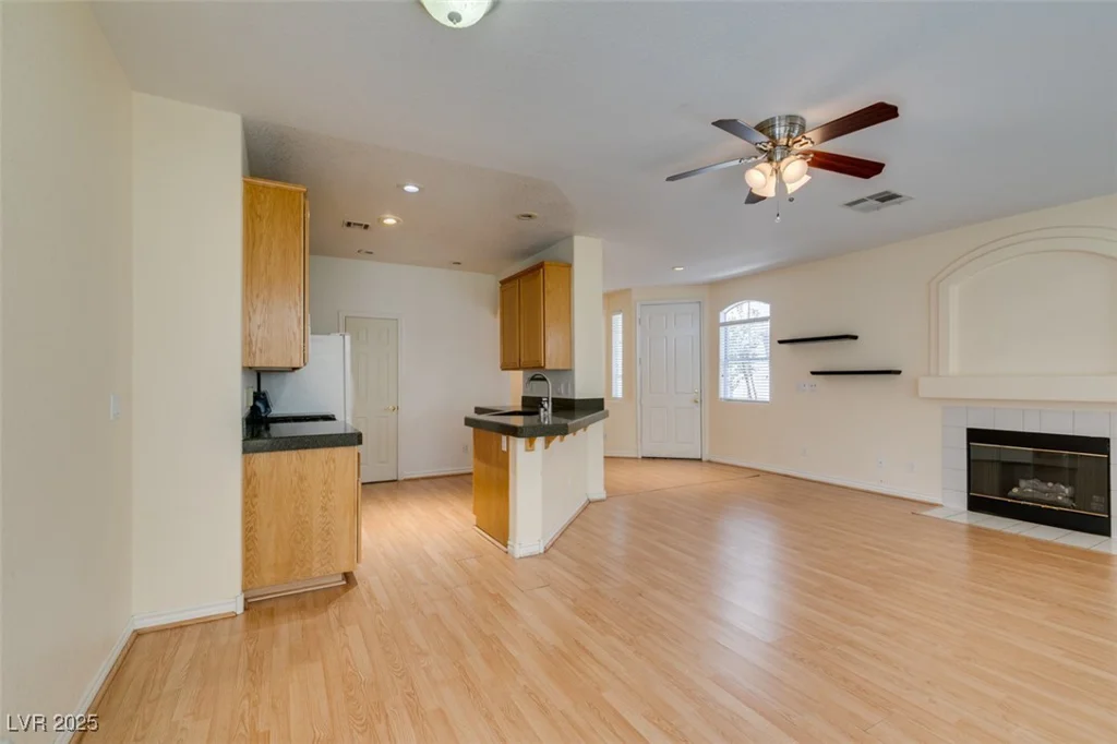 1004 Collingtree, Las Vegas, NV 89145