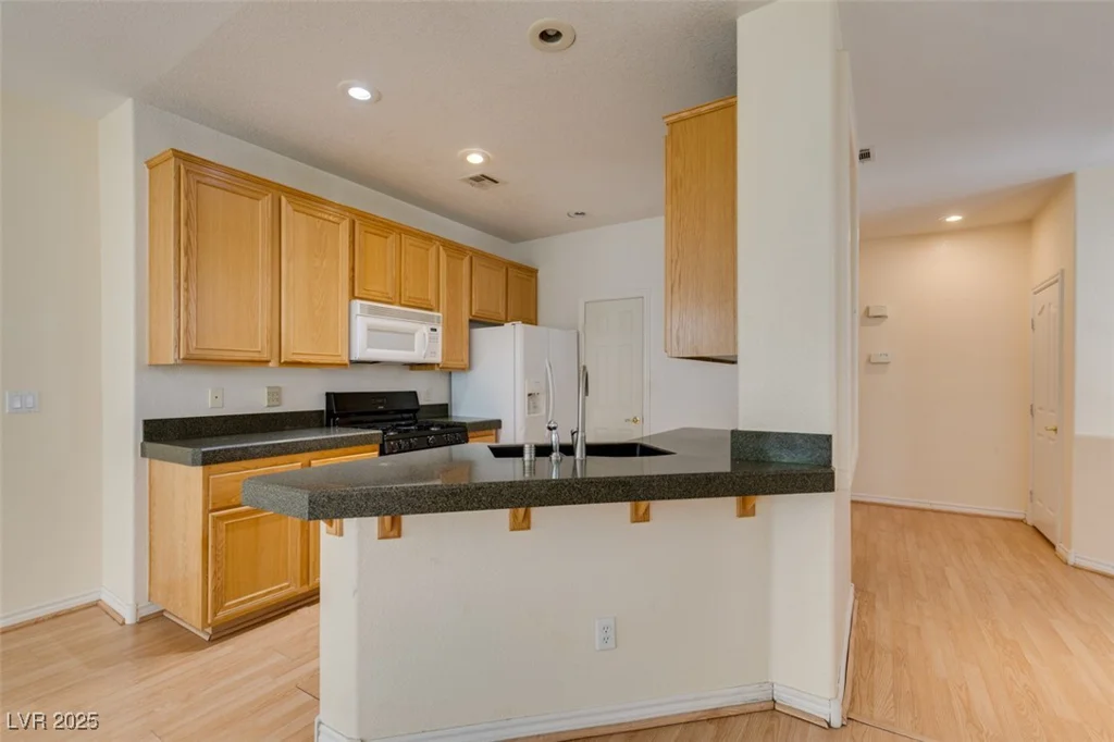 1004 Collingtree, Las Vegas, NV 89145
