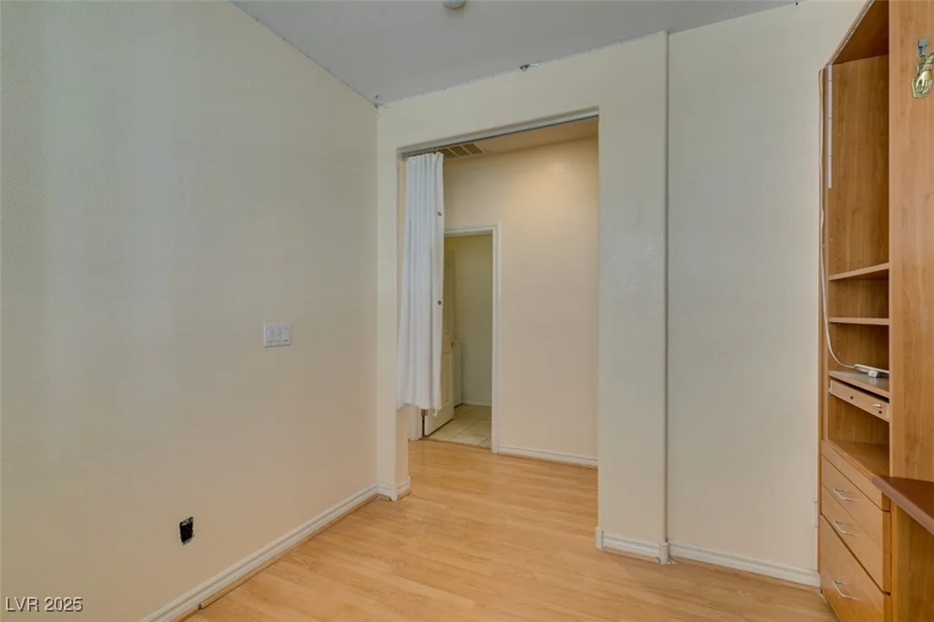 1004 Collingtree, Las Vegas, NV 89145