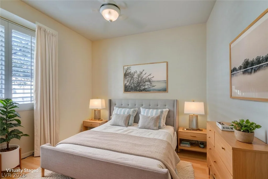 1004 Collingtree, Las Vegas, NV 89145