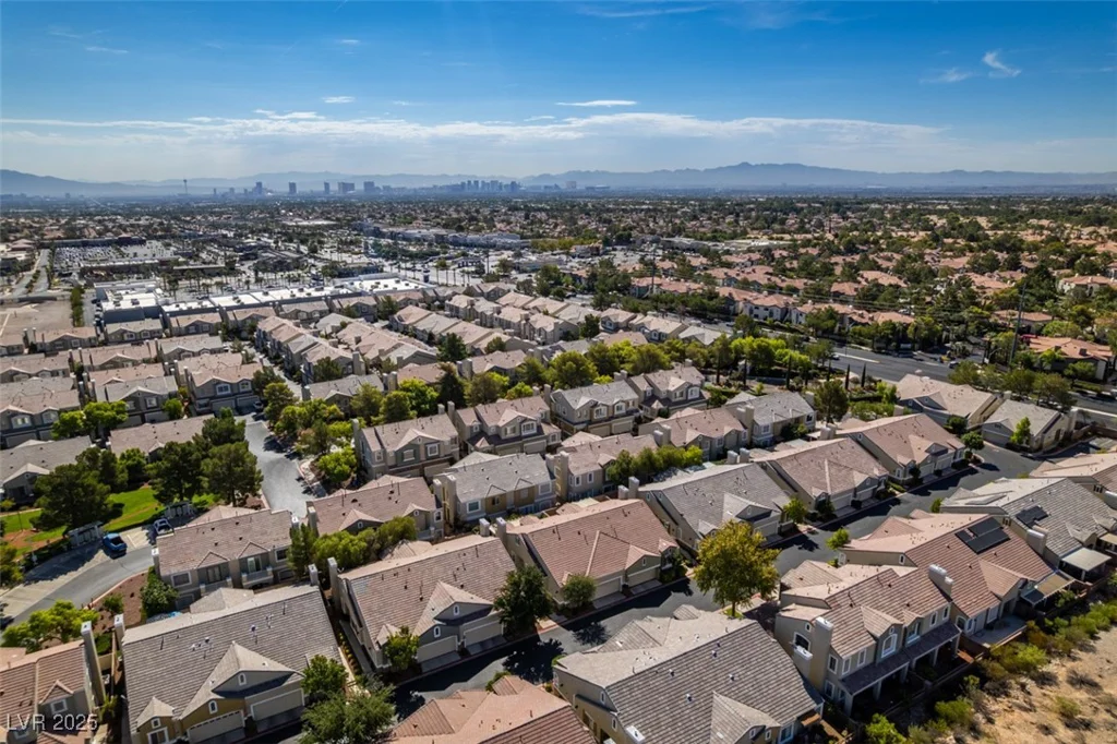 1004 Collingtree, Las Vegas, NV 89145
