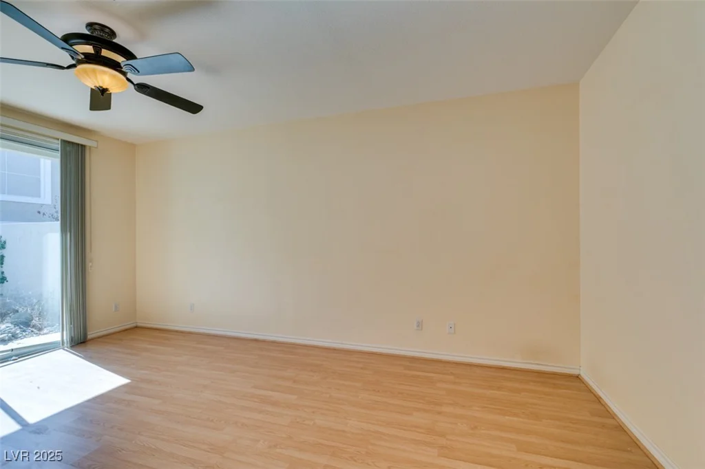 1004 Collingtree, Las Vegas, NV 89145