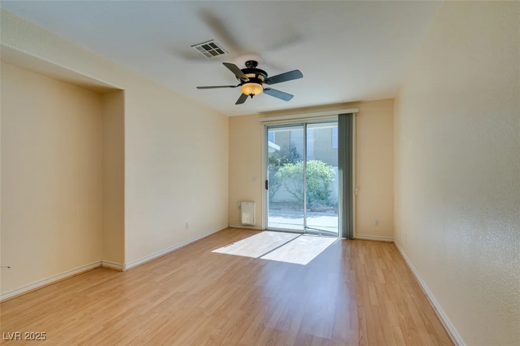 1004 Collingtree, Las Vegas, NV 89145