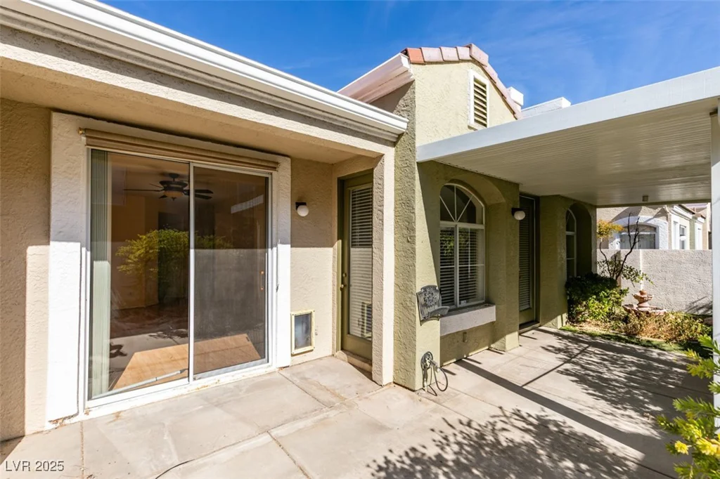 1004 Collingtree, Las Vegas, NV 89145