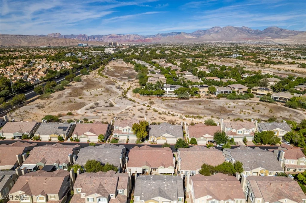 1004 Collingtree, Las Vegas, NV 89145