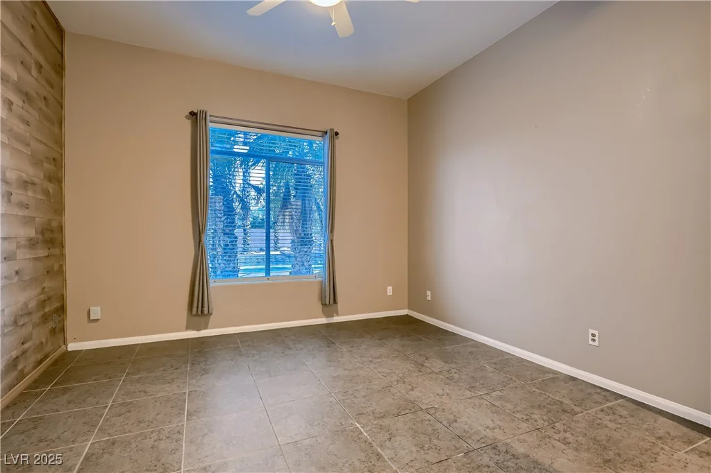 6665 Solitary, Las Vegas, NV 89110