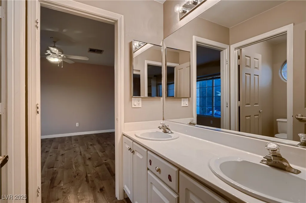 6665 Solitary, Las Vegas, NV 89110