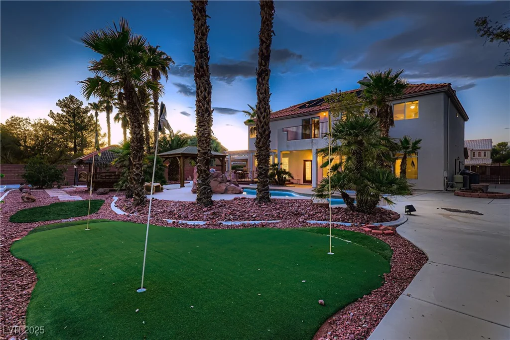 6665 Solitary, Las Vegas, NV 89110