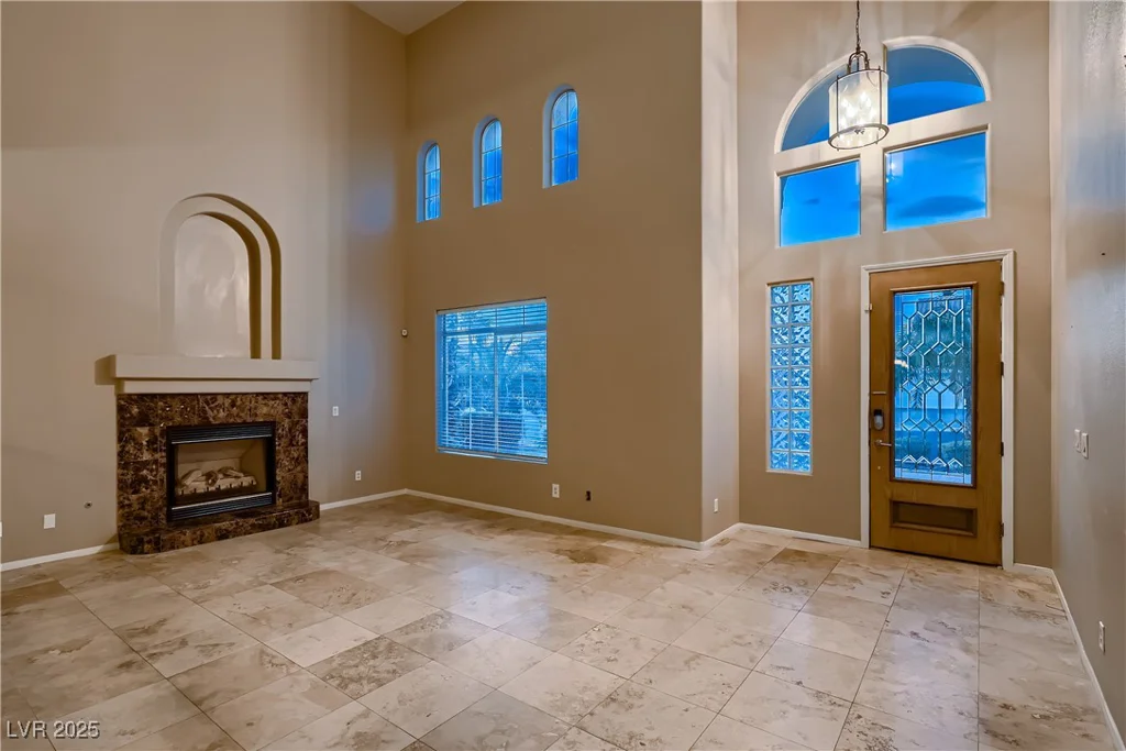 6665 Solitary, Las Vegas, NV 89110