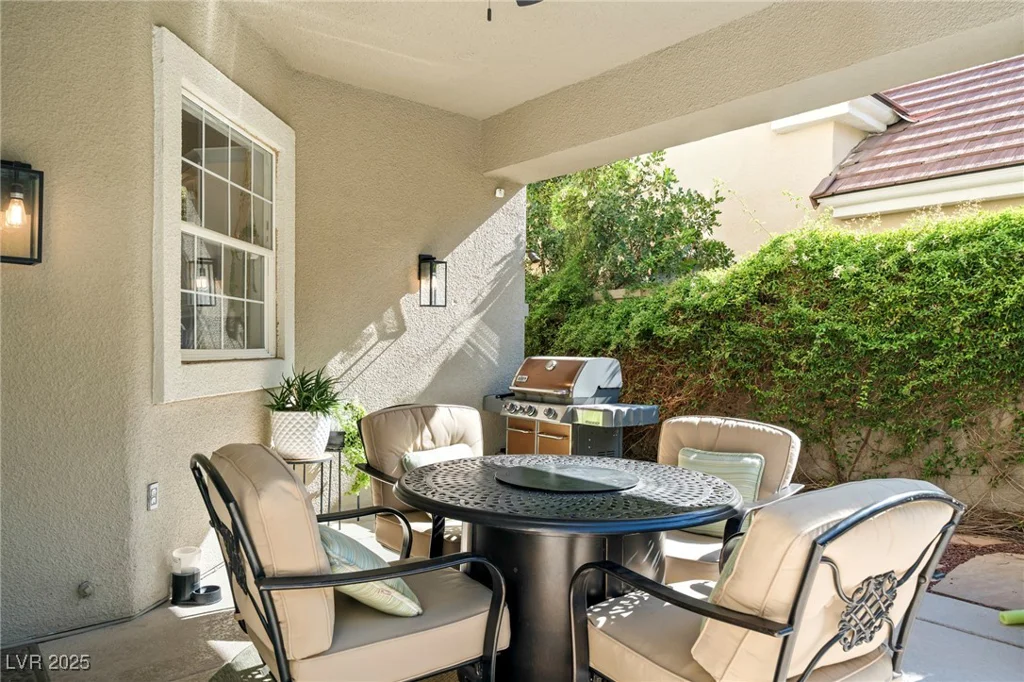 9721 Camden Hills, Las Vegas, NV 89145