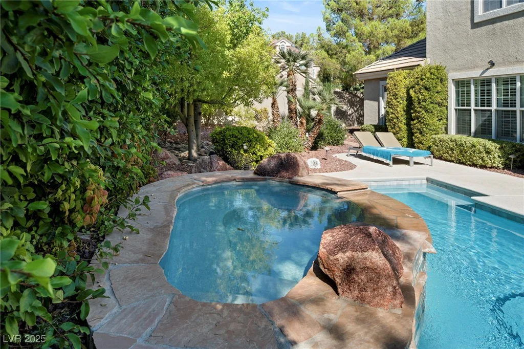 9721 Camden Hills, Las Vegas, NV 89145