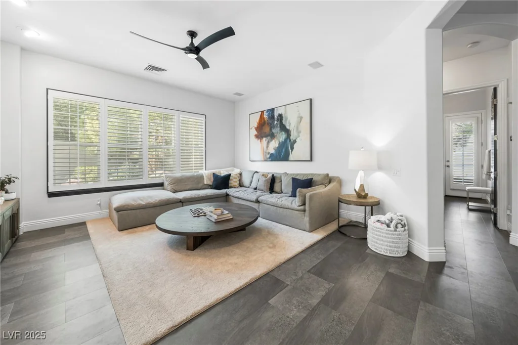 9721 Camden Hills, Las Vegas, NV 89145