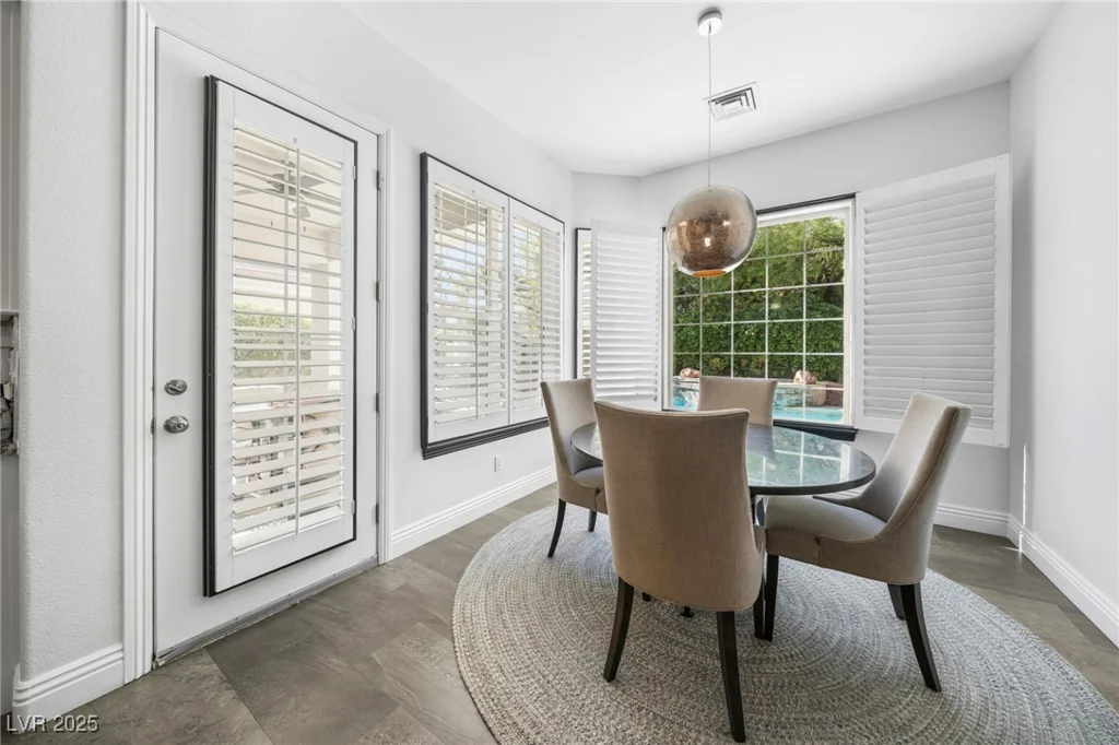 9721 Camden Hills, Las Vegas, NV 89145