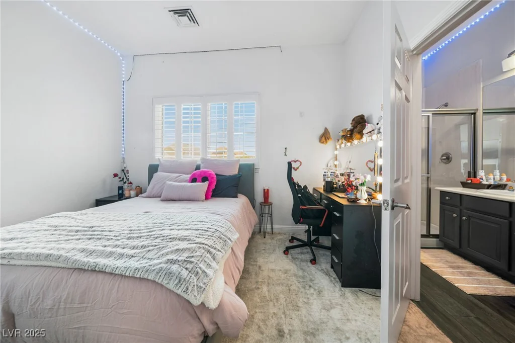 9721 Camden Hills, Las Vegas, NV 89145