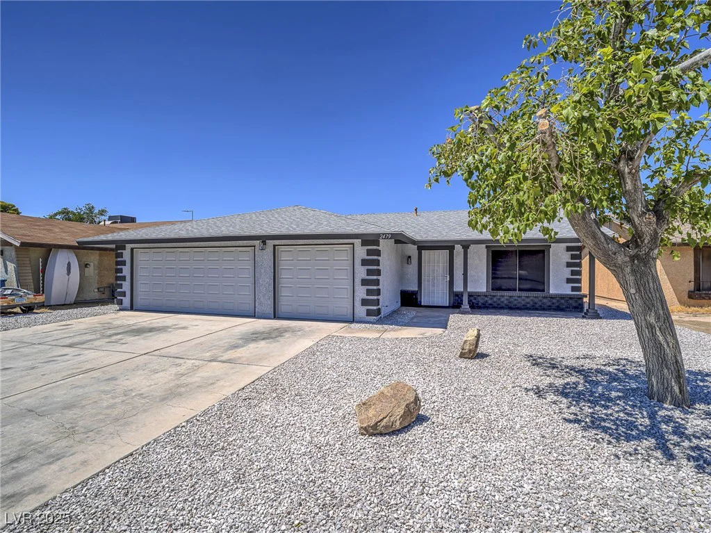 2479 Walnut, Las Vegas, NV 89115