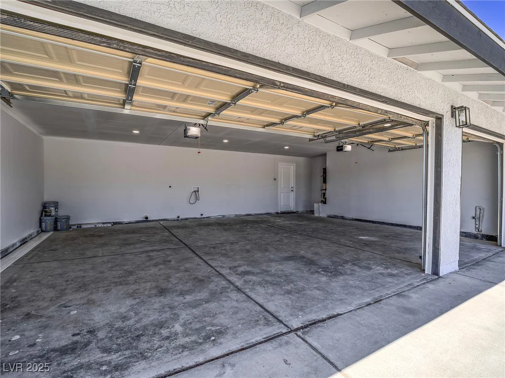 2479 Walnut, Las Vegas, NV 89115