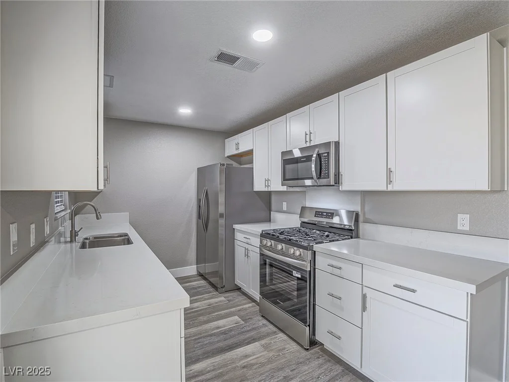 2479 Walnut, Las Vegas, NV 89115