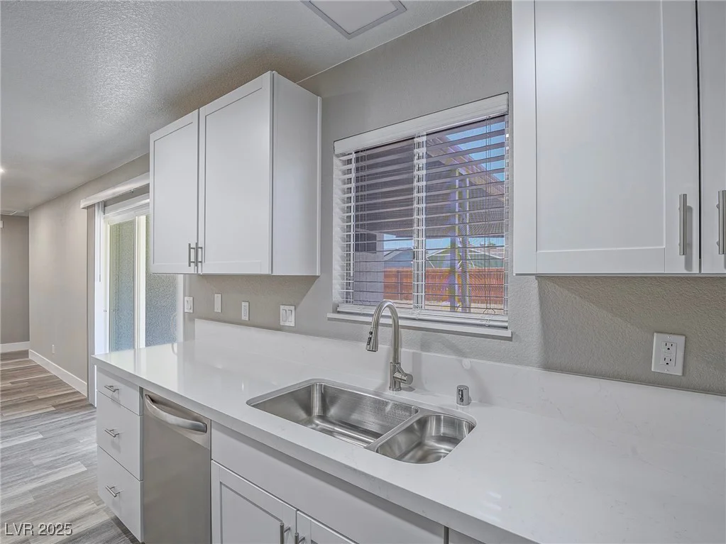 2479 Walnut, Las Vegas, NV 89115