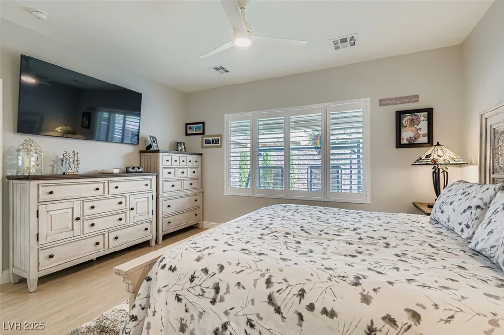 5886 Crossfield, Las Vegas, NV 89122