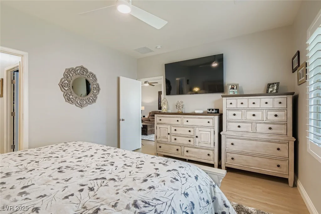 5886 Crossfield, Las Vegas, NV 89122