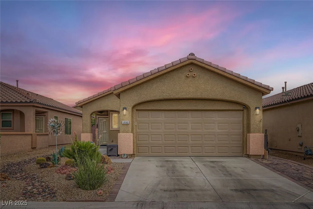 5886 Crossfield, Las Vegas, NV 89122