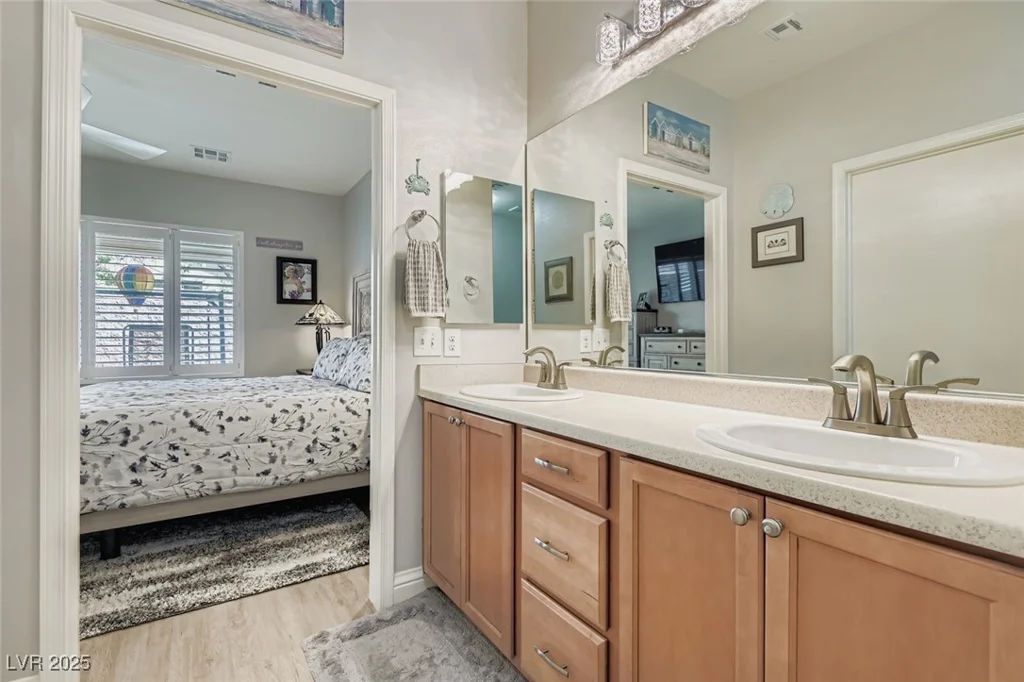 5886 Crossfield, Las Vegas, NV 89122