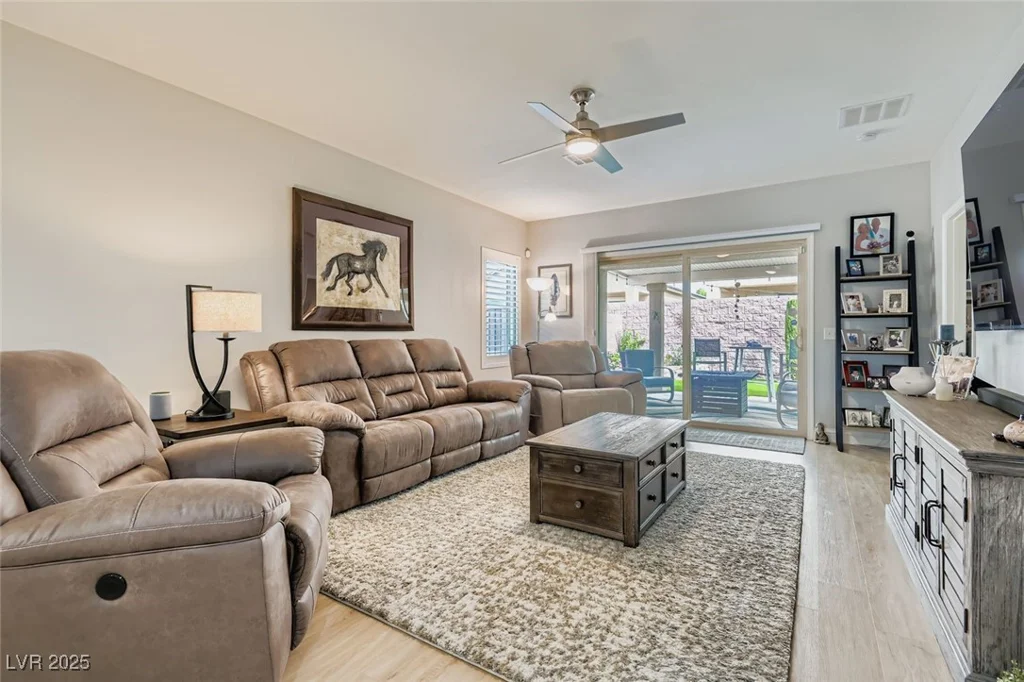 5886 Crossfield, Las Vegas, NV 89122