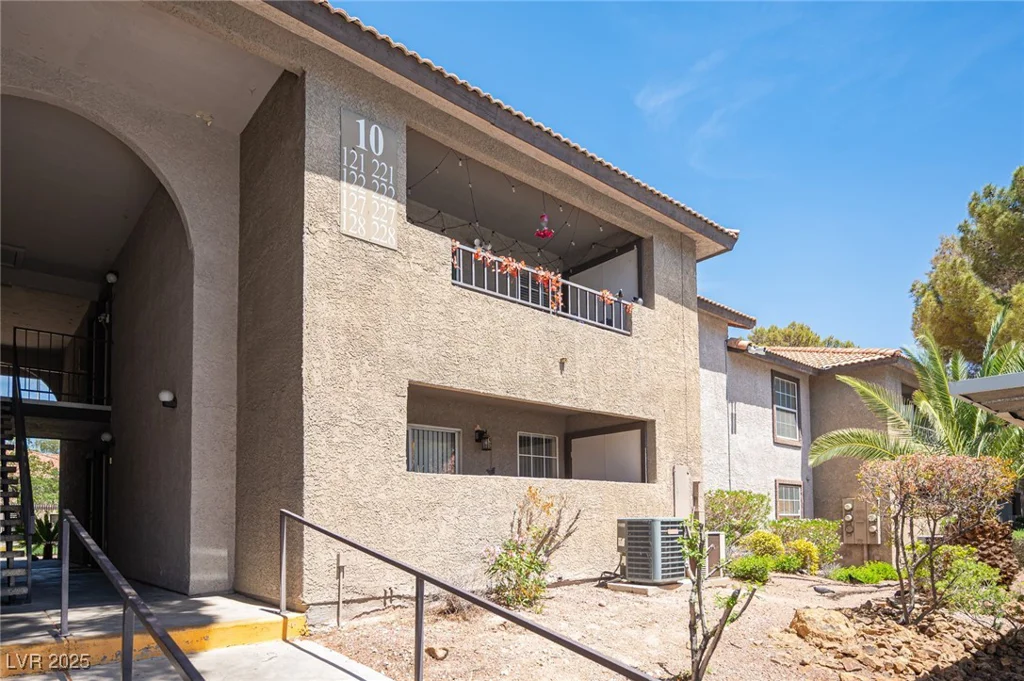 2606 Durango, Las Vegas, NV 89117